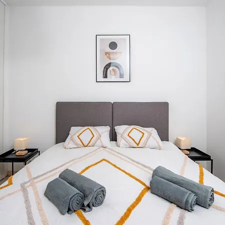 Elegance Au Coeur Du Vieil Antibes 2 Chambres Climatisation 6 Personnes Exterior photo